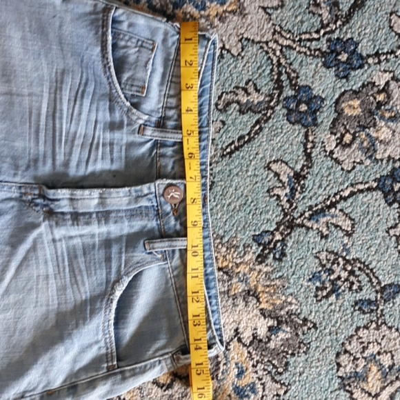 One Teaspoon trucker shorts - Picture 9 of 9